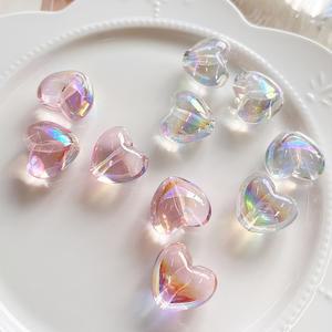 [2개]관통형 21mm 세로형 통통 투명 무지개 하트 2종 3-505-14 비즈재료