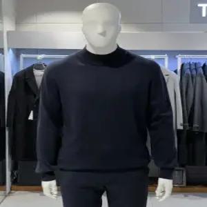 [트루젠](캐시미어+) 네이비 반터틀넥 기본핏 니트 티셔츠