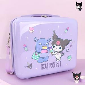 캐리어 쿠로미 홀리데이 크로스 레디백_16인치 미니캐리어