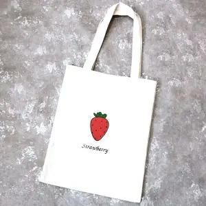 데일리 딸기 캔버스백 보조가방 지퍼형 에코백