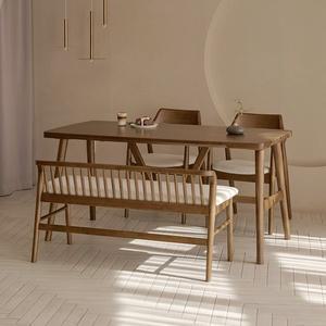 [아씨방가구]로엔 패브릭 4인 원목 식탁 세트 (의자2+벤치1)