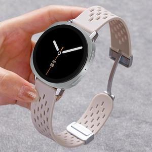 갤럭시 워치 8 40mm 클래식 46mm용 실리콘 스트랩 마그네틱 버클 밴드 통기성 시계줄 틈새 없음 팔찌