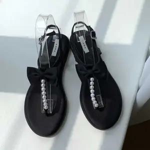 [하프클럽/]소개팅 모임 데이트 신발 여성 리본 진주 스트랩 샌들