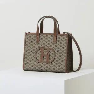 [헤지스](대구신세계)[HAZZYS ACC][H20] H 레더 패치 시그니처 패턴 카키 토트 겸 숄더백 M  HIBA2F118K2