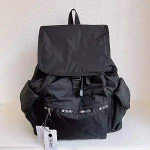 레스포삭 보이저 백팩 경량 방수 여행가방 직장인 백팩 블랙 산리오헬로키티 7839