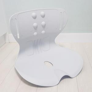 교정 K-홀딩체어 꽉 자세 바른 잡아 허리를 허리벨트로 의자 고정시켜주는