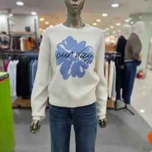 시슬리/애플아울렛/플라워 자수 니트 SAKPC7561