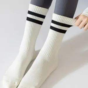 테스 요가 피트 홈웨어 논슬립 미끄럼방지 삭스 두꺼운 두줄 겨울용 양말 여자토