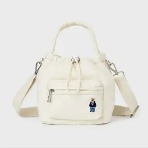 [롯데백화점]후아유 여성 패디드 버킷백 (WHBGF4V22A)