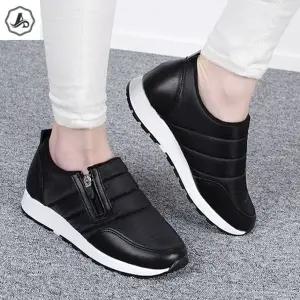 [애슬릿] 여성 겨울 운동화 끈없는 스니커즈 엄마 발 편한 국산