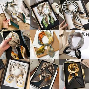 선물용 21종 쁘띠스카프 70x70 선물 사은품 판촉 실크머플러 봄가을