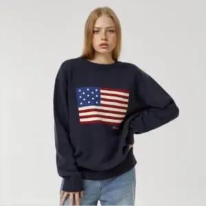 [롯데백화점]후아유 남여공용 아메리칸 플래그 인타샤 풀오버 (WHKAF4T81U)