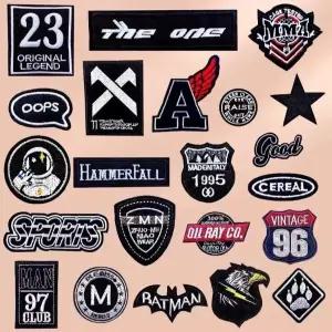 패딩 구멍 자수패치 스티커 찢어짐 옷수선 와펜