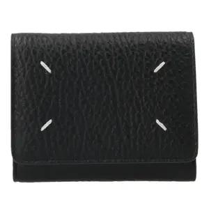 메종마르지엘라 스티칭 해머드 가죽 트리폴드 지갑 SA3UI0010P4455 T8013