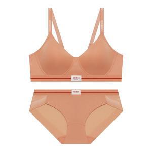 [게스언더웨어](강남점)(노와이어)포인트 라인밴딩 스포츠 브라+팬티세트(ODWBR797/BP797OR)