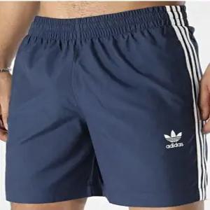 아디다스 스윔팬츠 HT4407 Night Indigo White DOM