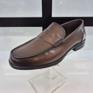 [엘칸토]엘칸토 HC11 소가죽 남성화 N4M1U51X385 (37454482)