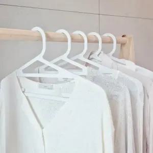 휴홈 어깨뿔방지 바이오 리싸이클 옷걸이 베이직