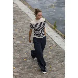 ZARA 스트라이프 쇼트 슬리브 니트 스웨터 -