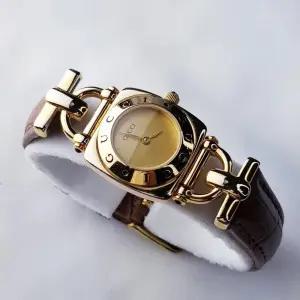 정품  6300L 명품시계 여자시계