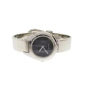 여성용 시계 블랙 실버 6700L