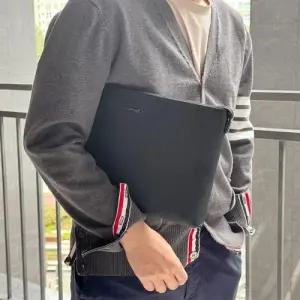 남성 세련된 디자인 캐주얼 빅 클러치백(대사이즈) WFKMJ83