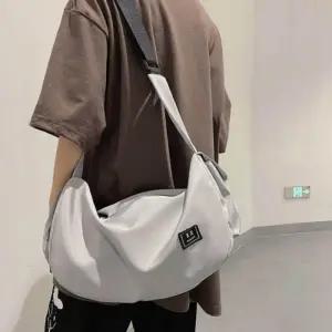 [룽스]스포츠 초등크로스백 메신저백 캐주얼 가방