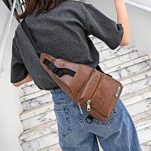 [룽스]메신저백 수납 슬링백 브라운 이어폰 충전