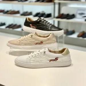 [닥스] 여성 닥스훈트장식 초경량 세미캐쥬얼 데일리 스니커즈  dif102