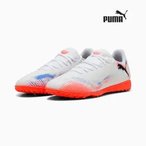 [푸마](대전신세계)퓨처 8 플레이 TT 108605 01 맨땅 및 인조잔디용 풋살화