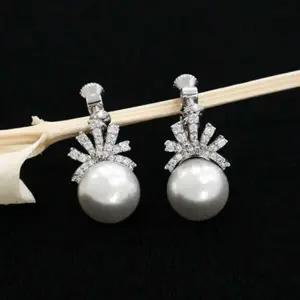 [하프클럽/]여자 진주 드롭 미니멀리즘 웨딩 큐빅 귀걸이