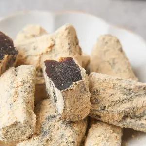 콩고물 한입 도라지정과