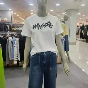 시슬리/애플아울렛/리본 테이핑 레터링 티셔츠 SATSC4531