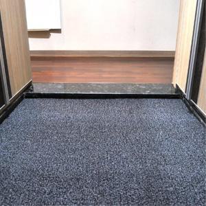 간편재단 도톰 검정색 차량용 신발 깔개 잘라쓰는 코일원단