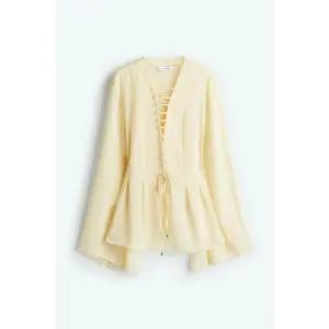 에이치엔앰 HM 레이스업 디테일 시폰 블라우스 페일 옐로 1284892001 - 268533