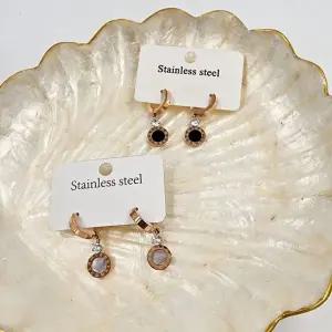 자개펜던트 로즈골드 써지컬스틸 귀걸이 (WFJ2EVI)