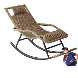 라탄 흔들 의자 베란다 인테리어 등나무 흔들의자 휴식