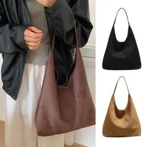 리안리 스웨이드 가방 호보백 가을 겨울 숄더백 파우치 포함 M181