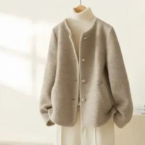 [에이시크]몽글 노카라 부클 코트 C25CCT966