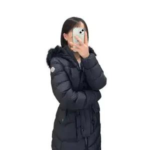 [몽클레르]24FW 몽클레어 클로에 KHLOE 여성패딩 J20931C000235968E