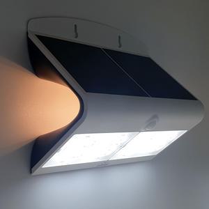 LED 센서 태양광 벽등 6.8W 버터플라이