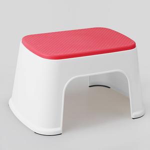 목욕탕의자 겹쳐서 보관이 간이 의자 스툴 2size 욕조의자