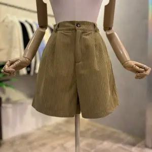 [대구백화점] [ab.f.z]백 밴딩 투턱 골덴 반바지(AOZ1HP451)