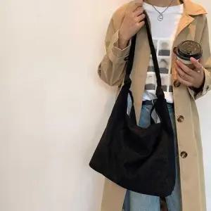 [라일리] Rly 여자 데일리 출근 룩 무지 코듀로이 숄더 백 가방  33896921)