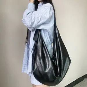 LN 로아비 여성 빅 숄더백 만두백 크로스백 PU 보부상 학생가방 출근가방