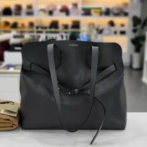 [대구백화점] [버버리]가죽 벨트 소프트 토트백(80065681)