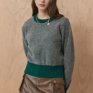 [MAXZA] 컬러 배색 라운드넥 크롭 니트