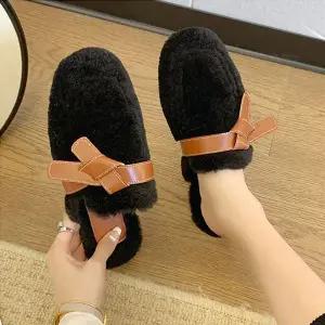 퍼슬리퍼 여성 겨울 털슬리퍼 2컬러 1P 캐주얼 블로퍼 털신발