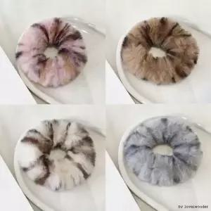 [콩심팥심]UA4421 퍼 윈터 곱창밴드 레오파드 따뜻 밍크머리끈