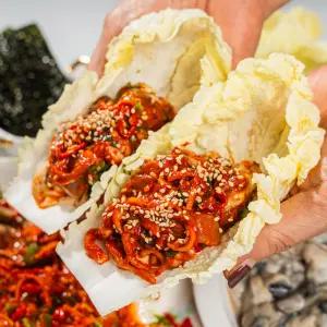 백년찬방 통영 생 굴무침 1kg 술안주 캠핑 밀키트 반찬 집밥